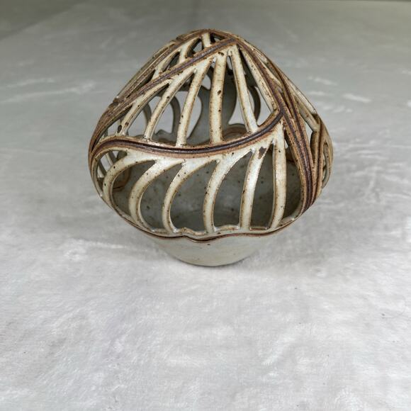 Kris Pixton 6” Studio Art Pottery Luminary Abstract Carved NY Votive Charity - Picture 1 of 13